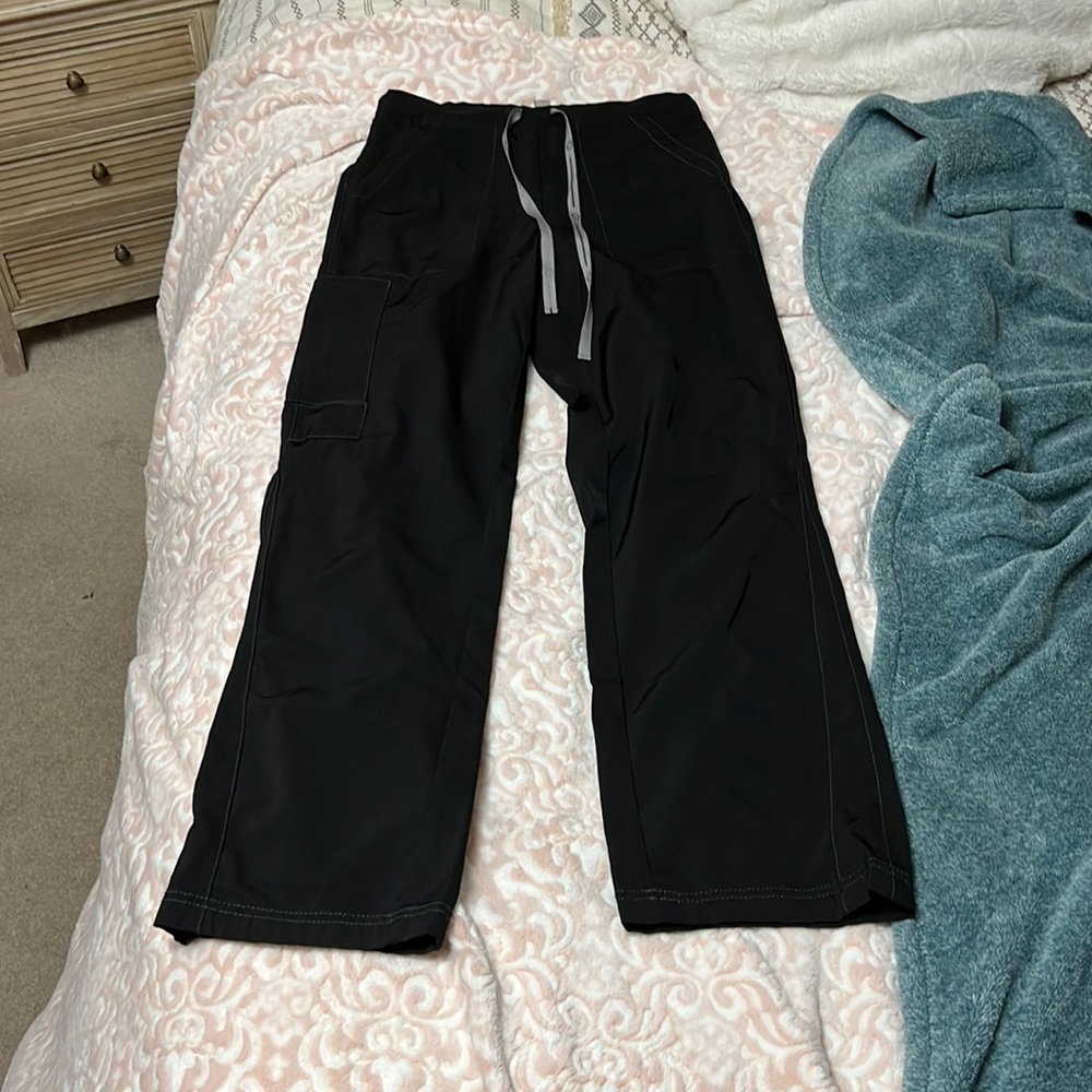 Black Scrubs